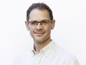 {"type":"elementor","siteurl":"https://www.stark-von-innen.com/wp-json/","elements":[{"id":"65817ec","elType":"widget","isInner":false,"isLocked":false,"settings":{"content_width":"full","image":{"url":"https://www.stark-von-innen.gorini.ch/wp-content/uploads/2024/11/Mathias-Erni-3-2-scaled-e1732626125718.jpg","id":3710,"size":"","alt":"","source":"library"},"image_size":"medium","image_custom_dimension":{"width":"","height":"200"},"caption_source":"none","caption":"","link_to":"none","link":{"url":"","is_external":"","nofollow":"","custom_attributes":""},"open_lightbox":"default","align":"","align_tablet":"","align_mobile":"","width":{"unit":"%","size":"","sizes":[]},"width_tablet":{"unit":"%","size":"","sizes":[]},"width_mobile":{"unit":"%","size":"","sizes":[]},"space":{"unit":"%","size":"","sizes":[]},"space_tablet":{"unit":"%","size":"","sizes":[]},"space_mobile":{"unit":"%","size":"","sizes":[]},"height":{"unit":"px","size":"","sizes":[]},"height_tablet":{"unit":"px","size":"","sizes":[]},"height_mobile":{"unit":"px","size":"","sizes":[]},"object-fit":"","object-fit_tablet":"","object-fit_mobile":"","object-position":"center center","object-position_tablet":"","object-position_mobile":"","opacity":{"unit":"px","size":"","sizes":[]},"css_filters_css_filter":"","css_filters_blur":{"unit":"px","size":0,"sizes":[]},"css_filters_brightness":{"unit":"px","size":100,"sizes":[]},"css_filters_contrast":{"unit":"px","size":100,"sizes":[]},"css_filters_saturate":{"unit":"px","size":100,"sizes":[]},"css_filters_hue":{"unit":"px","size":0,"sizes":[]},"opacity_hover":{"unit":"px","size":"","sizes":[]},"css_filters_hover_css_filter":"","css_filters_hover_blur":{"unit":"px","size":0,"sizes":[]},"css_filters_hover_brightness":{"unit":"px","size":100,"sizes":[]},"css_filters_hover_contrast":{"unit":"px","size":100,"sizes":[]},"css_filters_hover_saturate":{"unit":"px","size":100,"sizes":[]},"css_filters_hover_hue":{"unit":"px","size":0,"sizes":[]},"background_hover_transition":{"unit":"px","size":"","sizes":[]},"hover_animation":"","image_border_border":"","image_border_width":{"unit":"px","top":"","right":"","bottom":"","left":"","isLinked":true},"image_border_width_tablet":{"unit":"px","top":"","right":"","bottom":"","left":"","isLinked":true},"image_border_width_mobile":{"unit":"px","top":"","right":"","bottom":"","left":"","isLinked":true},"image_border_color":"","image_border_radius":{"unit":"px","top":"","right":"","bottom":"","left":"","isLinked":true},"image_border_radius_tablet":{"unit":"px","top":"","right":"","bottom":"","left":"","isLinked":true},"image_border_radius_mobile":{"unit":"px","top":"","right":"","bottom":"","left":"","isLinked":true},"image_box_shadow_box_shadow_type":"","image_box_shadow_box_shadow":{"horizontal":0,"vertical":0,"blur":10,"spread":0,"color":"rgba(0,0,0,0.5)"},"caption_align":"","caption_align_tablet":"","caption_align_mobile":"","text_color":"","caption_background_color":"","caption_typography_typography":"","caption_typography_font_family":"","caption_typography_font_size":{"unit":"px","size":"","sizes":[]},"caption_typography_font_size_tablet":{"unit":"px","size":"","sizes":[]},"caption_typography_font_size_mobile":{"unit":"px","size":"","sizes":[]},"caption_typography_font_weight":"","caption_typography_text_transform":"","caption_typography_font_style":"","caption_typography_text_decoration":"","caption_typography_line_height":{"unit":"px","size":"","sizes":[]},"caption_typography_line_height_tablet":{"unit":"em","size":"","sizes":[]},"caption_typography_line_height_mobile":{"unit":"em","size":"","sizes":[]},"caption_typography_letter_spacing":{"unit":"px","size":"","sizes":[]},"caption_typography_letter_spacing_tablet":{"unit":"px","size":"","sizes":[]},"caption_typography_letter_spacing_mobile":{"unit":"px","size":"","sizes":[]},"caption_typography_word_spacing":{"unit":"px","size":"","sizes":[]},"caption_typography_word_spacing_tablet":{"unit":"em","size":"","sizes":[]},"caption_typography_word_spacing_mobile":{"unit":"em","size":"","sizes":[]},"caption_text_shadow_text_shadow_type":"","caption_text_shadow_text_shadow":{"horizontal":0,"vertical":0,"blur":10,"color":"rgba(0,0,0,0.3)"},"caption_space":{"unit":"px","size":"","sizes":[]},"caption_space_tablet":{"unit":"px","size":"","sizes":[]},"caption_space_mobile":{"unit":"px","size":"","sizes":[]},"_title":"","_margin":{"unit":"px","top":"","right":"","bottom":"","left":"","isLinked":true},"_margin_tablet":{"unit":"px","top":"","right":"","bottom":"","left":"","isLinked":true},"_margin_mobile":{"unit":"px","top":"","right":"","bottom":"","left":"","isLinked":true},"_padding":{"unit":"px","top":"","right":"","bottom":"","left":"","isLinked":true},"_padding_tablet":{"unit":"px","top":"","right":"","bottom":"","left":"","isLinked":true},"_padding_mobile":{"unit":"px","top":"","right":"","bottom":"","left":"","isLinked":true},"_element_width":"","_element_width_tablet":"","_element_width_mobile":"","_element_custom_width":{"unit":"%","size":"","sizes":[]},"_element_custom_width_tablet":{"unit":"px","size":"","sizes":[]},"_element_custom_width_mobile":{"unit":"px","size":"","sizes":[]},"_flex_align_self":"","_flex_align_self_tablet":"","_flex_align_self_mobile":"","_flex_order":"","_flex_order_tablet":"","_flex_order_mobile":"","_flex_order_custom":"","_flex_order_custom_tablet":"","_flex_order_custom_mobile":"","_flex_size":"","_flex_size_tablet":"","_flex_size_mobile":"","_flex_grow":1,"_flex_grow_tablet":"","_flex_grow_mobile":"","_flex_shrink":1,"_flex_shrink_tablet":"","_flex_shrink_mobile":"","_element_vertical_align":"","_element_vertical_align_tablet":"","_element_vertical_align_mobile":"","_position":"","_offset_orientation_h":"start","_offset_x":{"unit":"px","size":0,"sizes":[]},"_offset_x_tablet":{"unit":"px","size":"","sizes":[]},"_offset_x_mobile":{"unit":"px","size":"","sizes":[]},"_offset_x_end":{"unit":"px","size":0,"sizes":[]},"_offset_x_end_tablet":{"unit":"px","size":"","sizes":[]},"_offset_x_end_mobile":{"unit":"px","size":"","sizes":[]},"_offset_orientation_v":"start","_offset_y":{"unit":"px","size":0,"sizes":[]},"_offset_y_tablet":{"unit":"px","size":"","sizes":[]},"_offset_y_mobile":{"unit":"px","size":"","sizes":[]},"_offset_y_end":{"unit":"px","size":0,"sizes":[]},"_offset_y_end_tablet":{"unit":"px","size":"","sizes":[]},"_offset_y_end_mobile":{"unit":"px","size":"","sizes":[]},"_z_index":"","_z_index_tablet":"","_z_index_mobile":"","_element_id":"","_css_classes":"","e_display_conditions":"","_element_cache":"","motion_fx_motion_fx_scrolling":"","motion_fx_translateY_effect":"","motion_fx_translateY_direction":"","motion_fx_translateY_speed":{"unit":"px","size":4,"sizes":[]},"motion_fx_translateY_affectedRange":{"unit":"%","size":"","sizes":{"start":0,"end":100}},"motion_fx_translateX_effect":"","motion_fx_translateX_direction":"","motion_fx_translateX_speed":{"unit":"px","size":4,"sizes":[]},"motion_fx_translateX_affectedRange":{"unit":"%","size":"","sizes":{"start":0,"end":100}},"motion_fx_opacity_effect":"","motion_fx_opacity_direction":"out-in","motion_fx_opacity_level":{"unit":"px","size":10,"sizes":[]},"motion_fx_opacity_range":{"unit":"%","size":"","sizes":{"start":20,"end":80}},"motion_fx_blur_effect":"","motion_fx_blur_direction":"out-in","motion_fx_blur_level":{"unit":"px","size":7,"sizes":[]},"motion_fx_blur_range":{"unit":"%","size":"","sizes":{"start":20,"end":80}},"motion_fx_rotateZ_effect":"","motion_fx_rotateZ_direction":"","motion_fx_rotateZ_speed":{"unit":"px","size":1,"sizes":[]},"motion_fx_rotateZ_affectedRange":{"unit":"%","size":"","sizes":{"start":0,"end":100}},"motion_fx_scale_effect":"","motion_fx_scale_direction":"out-in","motion_fx_scale_speed":{"unit":"px","size":4,"sizes":[]},"motion_fx_scale_range":{"unit":"%","size":"","sizes":{"start":20,"end":80}},"motion_fx_transform_origin_x":"center","motion_fx_transform_origin_y":"center","motion_fx_devices":["desktop","tablet","mobile"],"motion_fx_range":"","motion_fx_motion_fx_mouse":"","motion_fx_mouseTrack_effect":"","motion_fx_mouseTrack_direction":"","motion_fx_mouseTrack_speed":{"unit":"px","size":1,"sizes":[]},"motion_fx_tilt_effect":"","motion_fx_tilt_direction":"","motion_fx_tilt_speed":{"unit":"px","size":4,"sizes":[]},"handle_motion_fx_asset_loading":"","sticky":"","sticky_on":["desktop","tablet","mobile"],"sticky_offset":0,"sticky_offset_tablet":"","sticky_offset_mobile":"","sticky_effects_offset":0,"sticky_effects_offset_tablet":"","sticky_effects_offset_mobile":"","sticky_anchor_link_offset":0,"sticky_anchor_link_offset_tablet":"","sticky_anchor_link_offset_mobile":"","sticky_parent":"","_animation":"","_animation_tablet":"","_animation_mobile":"","animation_duration":"","_animation_delay":"","_transform_rotate_popover":"","_transform_rotateZ_effect":{"unit":"px","size":"","sizes":[]},"_transform_rotateZ_effect_tablet":{"unit":"deg","size":"","sizes":[]},"_transform_rotateZ_effect_mobile":{"unit":"deg","size":"","sizes":[]},"_transform_rotate_3d":"","_transform_rotateX_effect":{"unit":"px","size":"","sizes":[]},"_transform_rotateX_effect_tablet":{"unit":"deg","size":"","sizes":[]},"_transform_rotateX_effect_mobile":{"unit":"deg","size":"","sizes":[]},"_transform_rotateY_effect":{"unit":"px","size":"","sizes":[]},"_transform_rotateY_effect_tablet":{"unit":"deg","size":"","sizes":[]},"_transform_rotateY_effect_mobile":{"unit":"deg","size":"","sizes":[]},"_transform_perspective_effect":{"unit":"px","size":"","sizes":[]},"_transform_perspective_effect_tablet":{"unit":"px","size":"","sizes":[]},"_transform_perspective_effect_mobile":{"unit":"px","size":"","sizes":[]},"_transform_translate_popover":"","_transform_translateX_effect":{"unit":"px","size":"","sizes":[]},"_transform_translateX_effect_tablet":{"unit":"px","size":"","sizes":[]},"_transform_translateX_effect_mobile":{"unit":"px","size":"","sizes":[]},"_transform_translateY_effect":{"unit":"px","size":"","sizes":[]},"_transform_translateY_effect_tablet":{"unit":"px","size":"","sizes":[]},"_transform_translateY_effect_mobile":{"unit":"px","size":"","sizes":[]},"_transform_scale_popover":"","_transform_keep_proportions":"yes","_transform_scale_effect":{"unit":"px","size":"","sizes":[]},"_transform_scale_effect_tablet":{"unit":"px","size":"","sizes":[]},"_transform_scale_effect_mobile":{"unit":"px","size":"","sizes":[]},"_transform_scaleX_effect":{"unit":"px","size":"","sizes":[]},"_transform_scaleX_effect_tablet":{"unit":"px","size":"","sizes":[]},"_transform_scaleX_effect_mobile":{"unit":"px","size":"","sizes":[]},"_transform_scaleY_effect":{"unit":"px","size":"","sizes":[]},"_transform_scaleY_effect_tablet":{"unit":"px","size":"","sizes":[]},"_transform_scaleY_effect_mobile":{"unit":"px","size":"","sizes":[]},"_transform_skew_popover":"","_transform_skewX_effect":{"unit":"px","size":"","sizes":[]},"_transform_skewX_effect_tablet":{"unit":"deg","size":"","sizes":[]},"_transform_skewX_effect_mobile":{"unit":"deg","size":"","sizes":[]},"_transform_skewY_effect":{"unit":"px","size":"","sizes":[]},"_transform_skewY_effect_tablet":{"unit":"deg","size":"","sizes":[]},"_transform_skewY_effect_mobile":{"unit":"deg","size":"","sizes":[]},"_transform_flipX_effect":"","_transform_flipY_effect":"","_transform_rotate_popover_hover":"","_transform_rotateZ_effect_hover":{"unit":"px","size":"","sizes":[]},"_transform_rotateZ_effect_hover_tablet":{"unit":"deg","size":"","sizes":[]},"_transform_rotateZ_effect_hover_mobile":{"unit":"deg","size":"","sizes":[]},"_transform_rotate_3d_hover":"","_transform_rotateX_effect_hover":{"unit":"px","size":"","sizes":[]},"_transform_rotateX_effect_hover_tablet":{"unit":"deg","size":"","sizes":[]},"_transform_rotateX_effect_hover_mobile":{"unit":"deg","size":"","sizes":[]},"_transform_rotateY_effect_hover":{"unit":"px","size":"","sizes":[]},"_transform_rotateY_effect_hover_tablet":{"unit":"deg","size":"","sizes":[]},"_transform_rotateY_effect_hover_mobile":{"unit":"deg","size":"","sizes":[]},"_transform_perspective_effect_hover":{"unit":"px","size":"","sizes":[]},"_transform_perspective_effect_hover_tablet":{"unit":"px","size":"","sizes":[]},"_transform_perspective_effect_hover_mobile":{"unit":"px","size":"","sizes":[]},"_transform_translate_popover_hover":"","_transform_translateX_effect_hover":{"unit":"px","size":"","sizes":[]},"_transform_translateX_effect_hover_tablet":{"unit":"px","size":"","sizes":[]},"_transform_translateX_effect_hover_mobile":{"unit":"px","size":"","sizes":[]},"_transform_translateY_effect_hover":{"unit":"px","size":"","sizes":[]},"_transform_translateY_effect_hover_tablet":{"unit":"px","size":"","sizes":[]},"_transform_translateY_effect_hover_mobile":{"unit":"px","size":"","sizes":[]},"_transform_scale_popover_hover":"","_transform_keep_proportions_hover":"yes","_transform_scale_effect_hover":{"unit":"px","size":"","sizes":[]},"_transform_scale_effect_hover_tablet":{"unit":"px","size":"","sizes":[]},"_transform_scale_effect_hover_mobile":{"unit":"px","size":"","sizes":[]},"_transform_scaleX_effect_hover":{"unit":"px","size":"","sizes":[]},"_transform_scaleX_effect_hover_tablet":{"unit":"px","size":"","sizes":[]},"_transform_scaleX_effect_hover_mobile":{"unit":"px","size":"","sizes":[]},"_transform_scaleY_effect_hover":{"unit":"px","size":"","sizes":[]},"_transform_scaleY_effect_hover_tablet":{"unit":"px","size":"","sizes":[]},"_transform_scaleY_effect_hover_mobile":{"unit":"px","size":"","sizes":[]},"_transform_skew_popover_hover":"","_transform_skewX_effect_hover":{"unit":"px","size":"","sizes":[]},"_transform_skewX_effect_hover_tablet":{"unit":"deg","size":"","sizes":[]},"_transform_skewX_effect_hover_mobile":{"unit":"deg","size":"","sizes":[]},"_transform_skewY_effect_hover":{"unit":"px","size":"","sizes":[]},"_transform_skewY_effect_hover_tablet":{"unit":"deg","size":"","sizes":[]},"_transform_skewY_effect_hover_mobile":{"unit":"deg","size":"","sizes":[]},"_transform_flipX_effect_hover":"","_transform_flipY_effect_hover":"","_transform_transition_hover":{"unit":"px","size":"","sizes":[]},"motion_fx_transform_x_anchor_point":"","motion_fx_transform_x_anchor_point_tablet":"","motion_fx_transform_x_anchor_point_mobile":"","motion_fx_transform_y_anchor_point":"","motion_fx_transform_y_anchor_point_tablet":"","motion_fx_transform_y_anchor_point_mobile":"","_background_background":"","_background_color":"","_background_color_stop":{"unit":"%","size":0,"sizes":[]},"_background_color_stop_tablet":{"unit":"%"},"_background_color_stop_mobile":{"unit":"%"},"_background_color_b":"#f2295b","_background_color_b_stop":{"unit":"%","size":100,"sizes":[]},"_background_color_b_stop_tablet":{"unit":"%"},"_background_color_b_stop_mobile":{"unit":"%"},"_background_gradient_type":"linear","_background_gradient_angle":{"unit":"deg","size":180,"sizes":[]},"_background_gradient_angle_tablet":{"unit":"deg"},"_background_gradient_angle_mobile":{"unit":"deg"},"_background_gradient_position":"center center","_background_gradient_position_tablet":"","_background_gradient_position_mobile":"","_background_image":{"url":"","id":"","size":""},"_background_image_tablet":{"url":"","id":"","size":""},"_background_image_mobile":{"url":"","id":"","size":""},"_background_position":"","_background_position_tablet":"","_background_position_mobile":"","_background_xpos":{"unit":"px","size":0,"sizes":[]},"_background_xpos_tablet":{"unit":"px","size":0,"sizes":[]},"_background_xpos_mobile":{"unit":"px","size":0,"sizes":[]},"_background_ypos":{"unit":"px","size":0,"sizes":[]},"_background_ypos_tablet":{"unit":"px","size":0,"sizes":[]},"_background_ypos_mobile":{"unit":"px","size":0,"sizes":[]},"_background_attachment":"","_background_repeat":"","_background_repeat_tablet":"","_background_repeat_mobile":"","_background_size":"","_background_size_tablet":"","_background_size_mobile":"","_background_bg_width":{"unit":"%","size":100,"sizes":[]},"_background_bg_width_tablet":{"unit":"px","size":"","sizes":[]},"_background_bg_width_mobile":{"unit":"px","size":"","sizes":[]},"_background_video_link":"","_background_video_start":"","_background_video_end":"","_background_play_once":"","_background_play_on_mobile":"","_background_privacy_mode":"","_background_video_fallback":{"url":"","id":"","size":""},"_background_slideshow_gallery":[],"_background_slideshow_loop":"yes","_background_slideshow_slide_duration":5000,"_background_slideshow_slide_transition":"fade","_background_slideshow_transition_duration":500,"_background_slideshow_background_size":"","_background_slideshow_background_size_tablet":"","_background_slideshow_background_size_mobile":"","_background_slideshow_background_position":"","_background_slideshow_background_position_tablet":"","_background_slideshow_background_position_mobile":"","_background_slideshow_lazyload":"","_background_slideshow_ken_burns":"","_background_slideshow_ken_burns_zoom_direction":"in","_background_hover_background":"","_background_hover_color":"","_background_hover_color_stop":{"unit":"%","size":0,"sizes":[]},"_background_hover_color_stop_tablet":{"unit":"%"},"_background_hover_color_stop_mobile":{"unit":"%"},"_background_hover_color_b":"#f2295b","_background_hover_color_b_stop":{"unit":"%","size":100,"sizes":[]},"_background_hover_color_b_stop_tablet":{"unit":"%"},"_background_hover_color_b_stop_mobile":{"unit":"%"},"_background_hover_gradient_type":"linear","_background_hover_gradient_angle":{"unit":"deg","size":180,"sizes":[]},"_background_hover_gradient_angle_tablet":{"unit":"deg"},"_background_hover_gradient_angle_mobile":{"unit":"deg"},"_background_hover_gradient_position":"center center","_background_hover_gradient_position_tablet":"","_background_hover_gradient_position_mobile":"","_background_hover_image":{"url":"","id":"","size":""},"_background_hover_image_tablet":{"url":"","id":"","size":""},"_background_hover_image_mobile":{"url":"","id":"","size":""},"_background_hover_position":"","_background_hover_position_tablet":"","_background_hover_position_mobile":"","_background_hover_xpos":{"unit":"px","size":0,"sizes":[]},"_background_hover_xpos_tablet":{"unit":"px","size":0,"sizes":[]},"_background_hover_xpos_mobile":{"unit":"px","size":0,"sizes":[]},"_background_hover_ypos":{"unit":"px","size":0,"sizes":[]},"_background_hover_ypos_tablet":{"unit":"px","size":0,"sizes":[]},"_background_hover_ypos_mobile":{"unit":"px","size":0,"sizes":[]},"_background_hover_attachment":"","_background_hover_repeat":"","_background_hover_repeat_tablet":"","_background_hover_repeat_mobile":"","_background_hover_size":"","_background_hover_size_tablet":"","_background_hover_size_mobile":"","_background_hover_bg_width":{"unit":"%","size":100,"sizes":[]},"_background_hover_bg_width_tablet":{"unit":"px","size":"","sizes":[]},"_background_hover_bg_width_mobile":{"unit":"px","size":"","sizes":[]},"_background_hover_video_link":"","_background_hover_video_start":"","_background_hover_video_end":"","_background_hover_play_once":"","_background_hover_play_on_mobile":"","_background_hover_privacy_mode":"","_background_hover_video_fallback":{"url":"","id":"","size":""},"_background_hover_slideshow_gallery":[],"_background_hover_slideshow_loop":"yes","_background_hover_slideshow_slide_duration":5000,"_background_hover_slideshow_slide_transition":"fade","_background_hover_slideshow_transition_duration":500,"_background_hover_slideshow_background_size":"","_background_hover_slideshow_background_size_tablet":"","_background_hover_slideshow_background_size_mobile":"","_background_hover_slideshow_background_position":"","_background_hover_slideshow_background_position_tablet":"","_background_hover_slideshow_background_position_mobile":"","_background_hover_slideshow_lazyload":"","_background_hover_slideshow_ken_burns":"","_background_hover_slideshow_ken_burns_zoom_direction":"in","_background_hover_transition":{"unit":"px","size":"","sizes":[]},"_border_border":"","_border_width":{"unit":"px","top":"","right":"","bottom":"","left":"","isLinked":true},"_border_width_tablet":{"unit":"px","top":"","right":"","bottom":"","left":"","isLinked":true},"_border_width_mobile":{"unit":"px","top":"","right":"","bottom":"","left":"","isLinked":true},"_border_color":"","_border_radius":{"unit":"px","top":"","right":"","bottom":"","left":"","isLinked":true},"_border_radius_tablet":{"unit":"px","top":"","right":"","bottom":"","left":"","isLinked":true},"_border_radius_mobile":{"unit":"px","top":"","right":"","bottom":"","left":"","isLinked":true},"_box_shadow_box_shadow_type":"","_box_shadow_box_shadow":{"horizontal":0,"vertical":0,"blur":10,"spread":0,"color":"rgba(0,0,0,0.5)"},"_box_shadow_box_shadow_position":" ","_border_hover_border":"","_border_hover_width":{"unit":"px","top":"","right":"","bottom":"","left":"","isLinked":true},"_border_hover_width_tablet":{"unit":"px","top":"","right":"","bottom":"","left":"","isLinked":true},"_border_hover_width_mobile":{"unit":"px","top":"","right":"","bottom":"","left":"","isLinked":true},"_border_hover_color":"","_border_radius_hover":{"unit":"px","top":"","right":"","bottom":"","left":"","isLinked":true},"_border_radius_hover_tablet":{"unit":"px","top":"","right":"","bottom":"","left":"","isLinked":true},"_border_radius_hover_mobile":{"unit":"px","top":"","right":"","bottom":"","left":"","isLinked":true},"_box_shadow_hover_box_shadow_type":"","_box_shadow_hover_box_shadow":{"horizontal":0,"vertical":0,"blur":10,"spread":0,"color":"rgba(0,0,0,0.5)"},"_box_shadow_hover_box_shadow_position":" ","_border_hover_transition":{"unit":"px","size":"","sizes":[]},"_mask_switch":"","_mask_shape":"circle","_mask_image":{"url":"","id":"","size":""},"_mask_notice":"","_mask_size":"contain","_mask_size_tablet":"","_mask_size_mobile":"","_mask_size_scale":{"unit":"%","size":100,"sizes":[]},"_mask_size_scale_tablet":{"unit":"px","size":"","sizes":[]},"_mask_size_scale_mobile":{"unit":"px","size":"","sizes":[]},"_mask_position":"center center","_mask_position_tablet":"","_mask_position_mobile":"","_mask_position_x":{"unit":"%","size":0,"sizes":[]},"_mask_position_x_tablet":{"unit":"px","size":"","sizes":[]},"_mask_position_x_mobile":{"unit":"px","size":"","sizes":[]},"_mask_position_y":{"unit":"%","size":0,"sizes":[]},"_mask_position_y_tablet":{"unit":"px","size":"","sizes":[]},"_mask_position_y_mobile":{"unit":"px","size":"","sizes":[]},"_mask_repeat":"no-repeat","_mask_repeat_tablet":"","_mask_repeat_mobile":"","hide_desktop":"","hide_tablet":"","hide_mobile":"","_attributes":"","custom_css":""},"defaultEditSettings":{"defaultEditRoute":"content"},"elements":[],"widgetType":"image","htmlCache":"\t\t\n\t\t\t\t\t\t\t\t\t\t\t\t\t\t\t\t\t\t\t\t\t\t\t\t\t\t\t\t\t\t\n\t\t","editSettings":{"defaultEditRoute":"content","panel":{"activeTab":"content","activeSection":"section_image"}}}]}